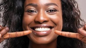 White teeth tips