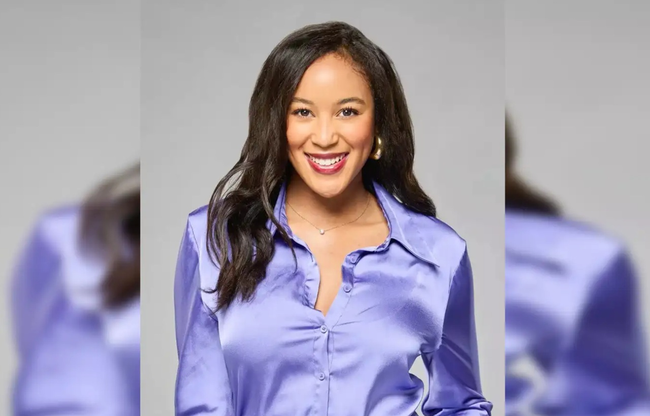Ashley Hollis with her parents in TikTok video responding to Big Brother remarks.