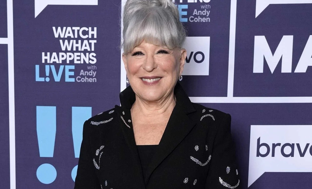 Bette Midler delivers speech at Hulaween gala ahead of her 80th birthday.
