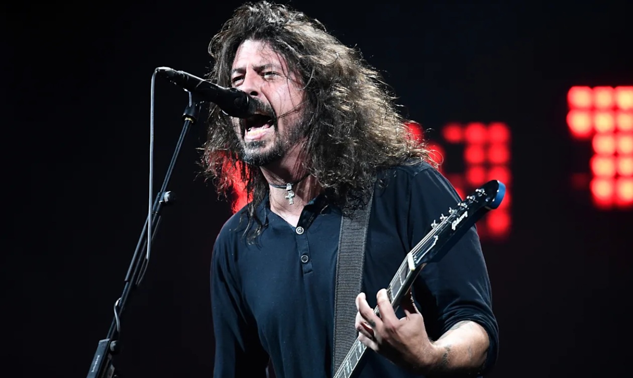 Foo Fighters perform on stage during their 2023 tour, ahead of 2026 stadium run.