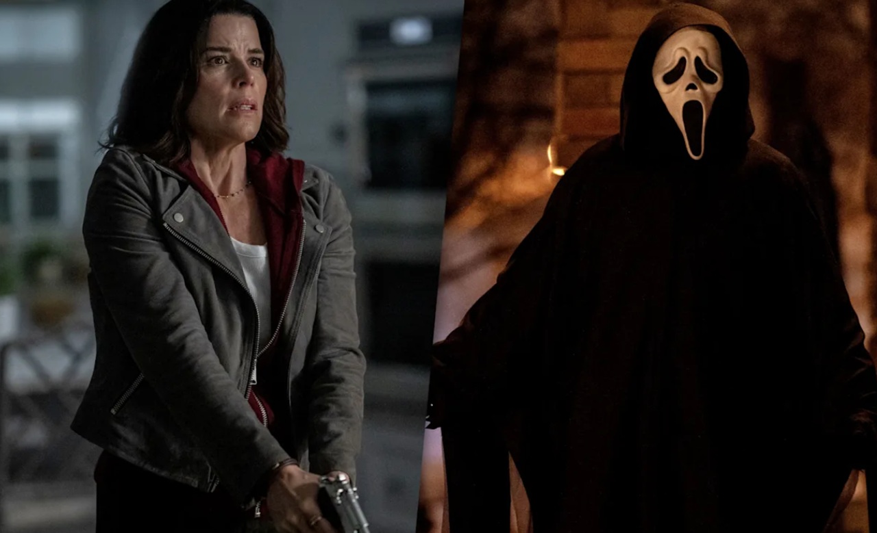 Neve Campbell and Ghostface in Scream 7 trailer scene.