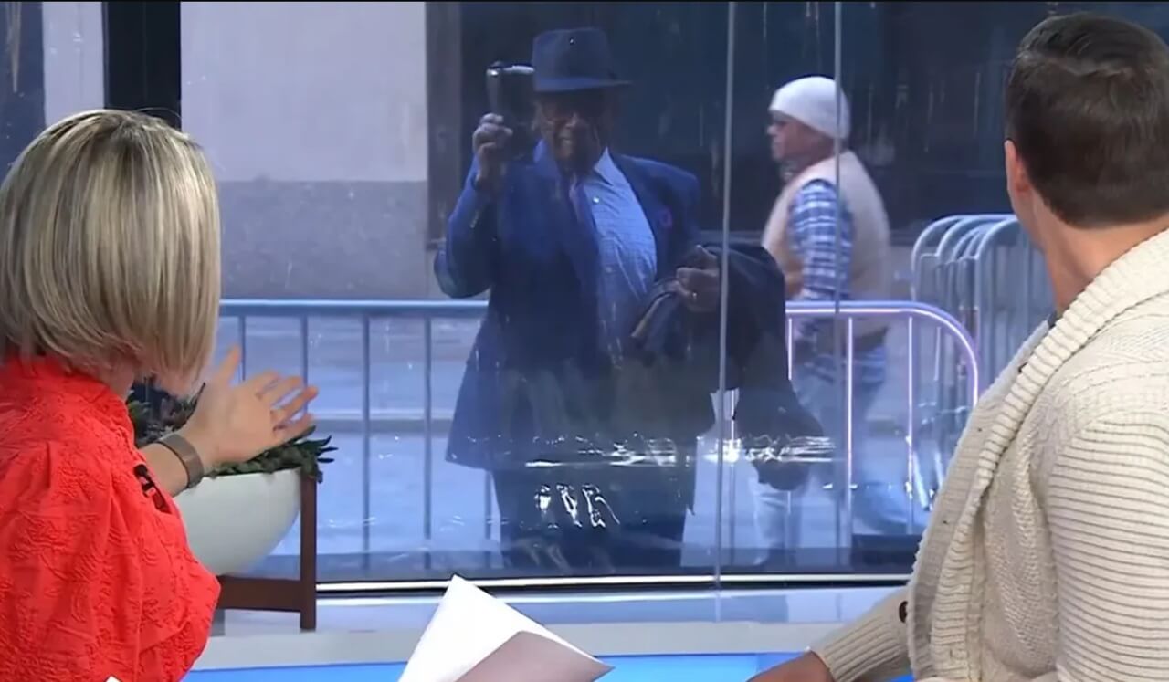 Al Roker surprises “Today Show” cohosts from outside the studio window.