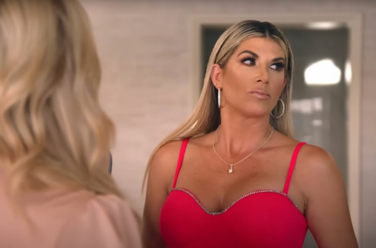 Alexis Bellino speaking about RHOC Season 19 finale mystery caller on podcast.