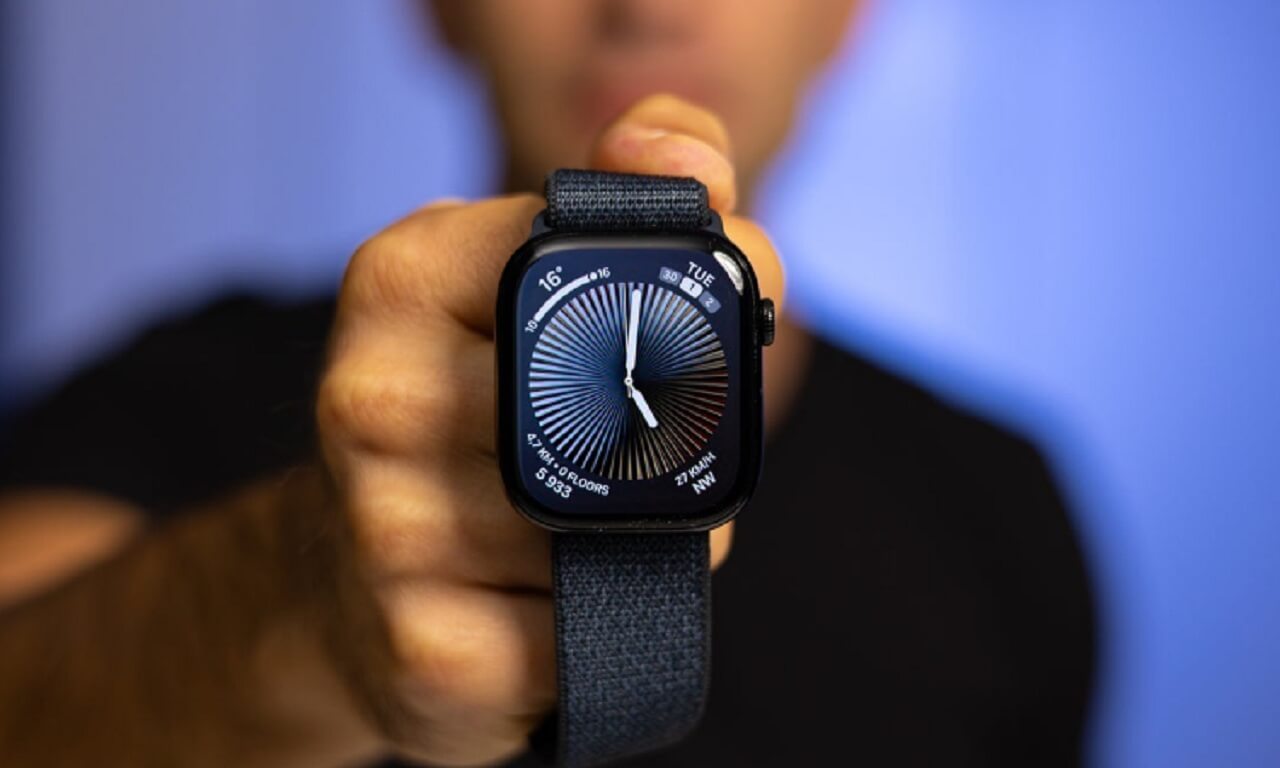 Apple Watch Series 10 displayed on Amazon product page with shocking $150 discount highlighted.