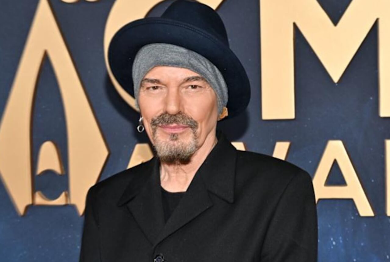 Billy Bob Thornton discusses turning 70 during CBS News interview.