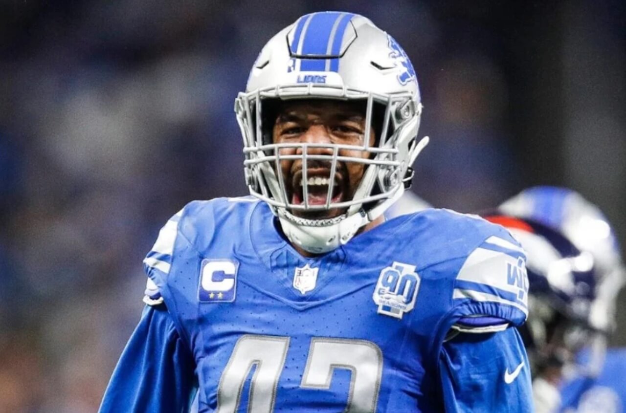 Jalen Reeves-Maybin joins the Chicago Bears practice squad for the 2025 NFL season.