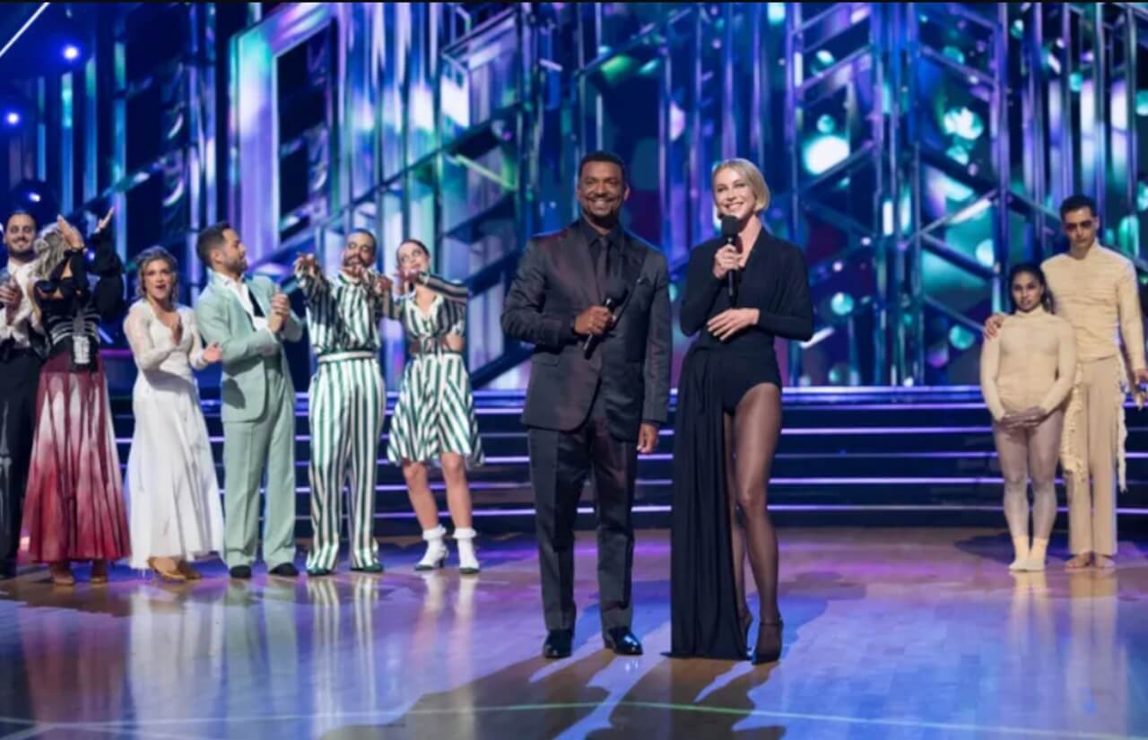 Elaine Hendrix and Alan Bersten dance during DWTS Week 8 Rock & Roll Hall of Fame Night.
