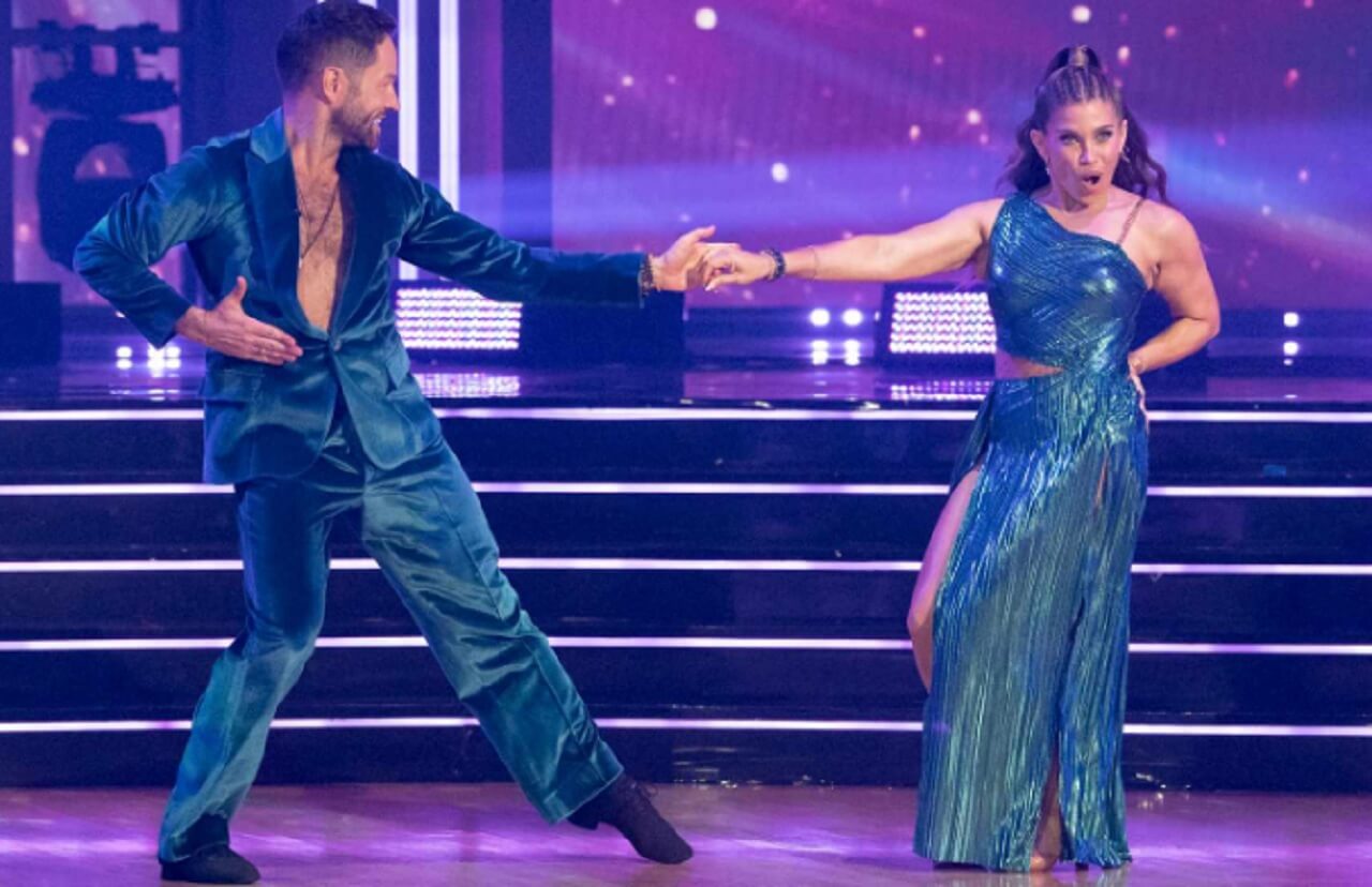 Danielle Fishel dances on DWTS Rock & Roll Hall of Fame Night before elimination.