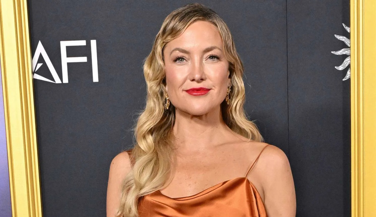 Kate Hudson at Song Sung Blue premiere red carpet in Los Angeles.