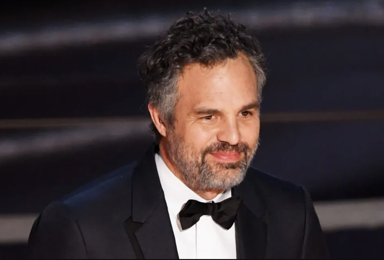 Mark Ruffalo on set filming HBO’s Task Season 2 in Pennsylvania.