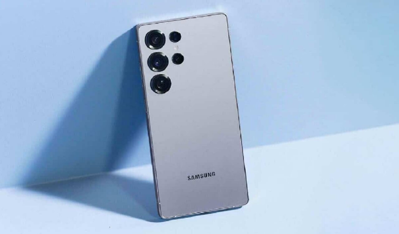 Galaxy S26 Ultra screen protector leak reveals curved corner design.