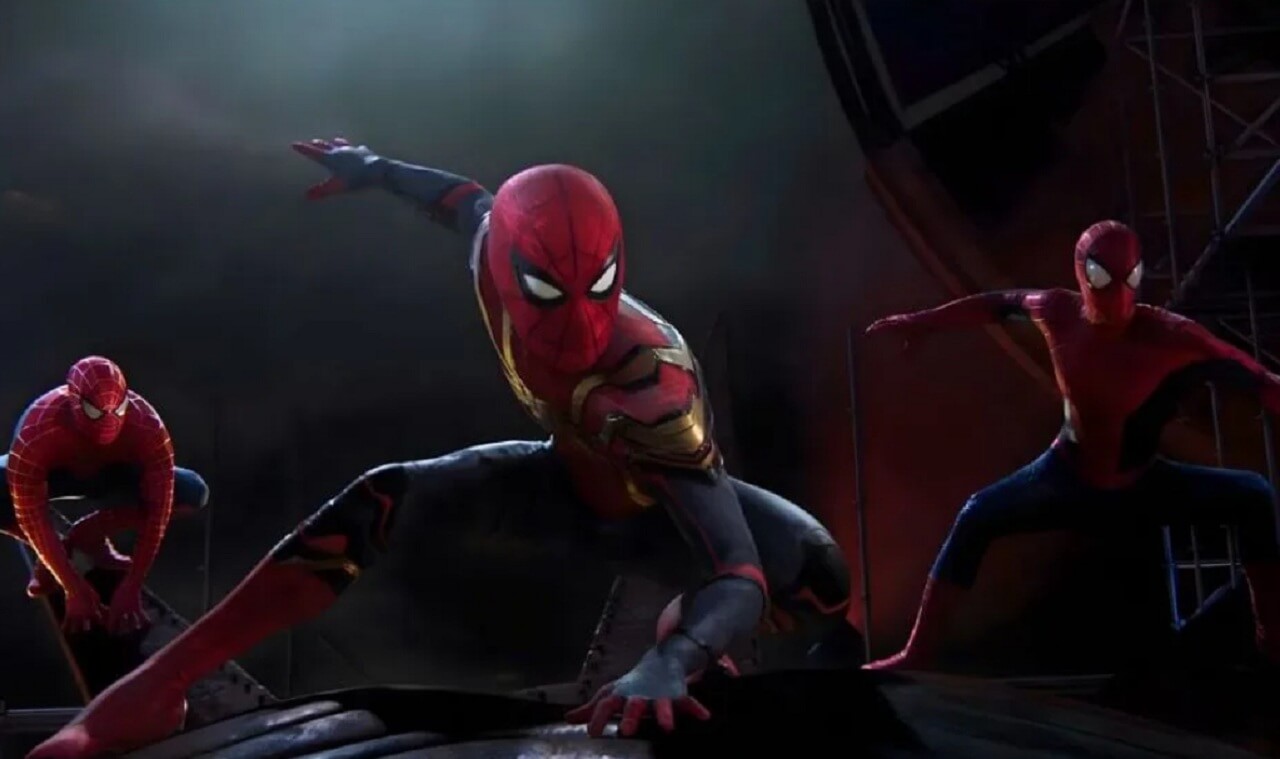 Tobey Maguire as Spider-Man swinging through the city skyline, confirmed for Avengers: Doomsday.