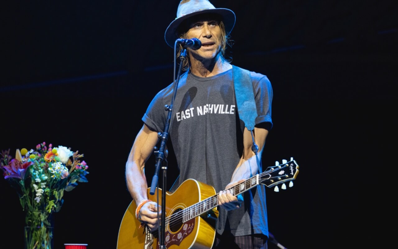 Todd Snider performing live, Americana singer-songwriter