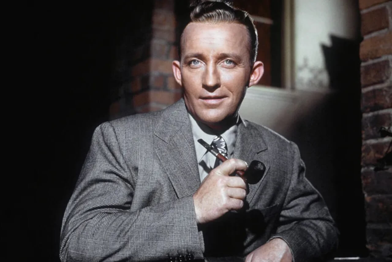 “Bing Crosby’s Ultimate Christmas tops Billboard streaming chart”