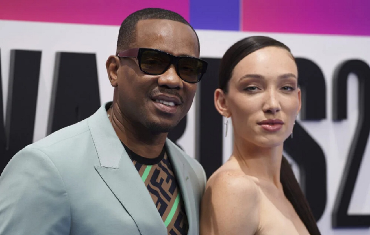 Duane Martin sparks plastic surgery rumors after guest role on CBS’ The Neighborhood.