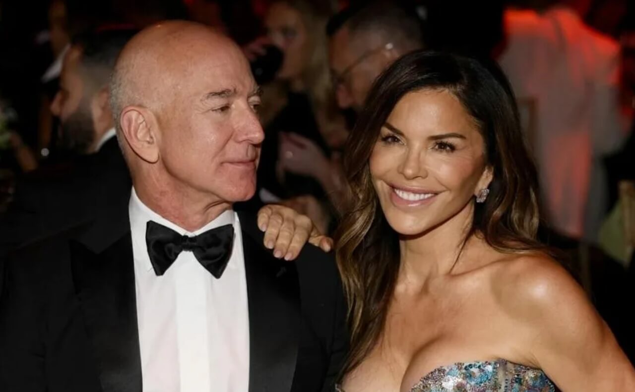 Jeff Bezos’ Beverly Hills mansion featuring futuristic design elements