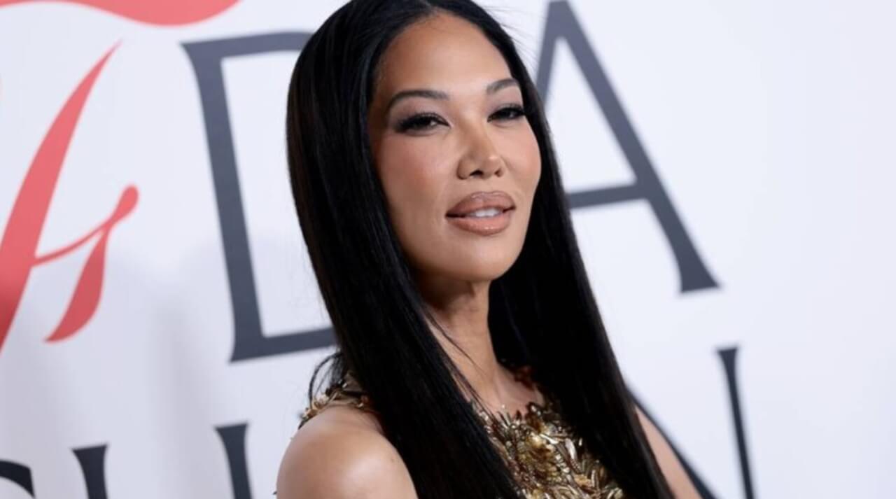 Kimora Lee Simmons poses with her children in a family photo featured on her reality show.