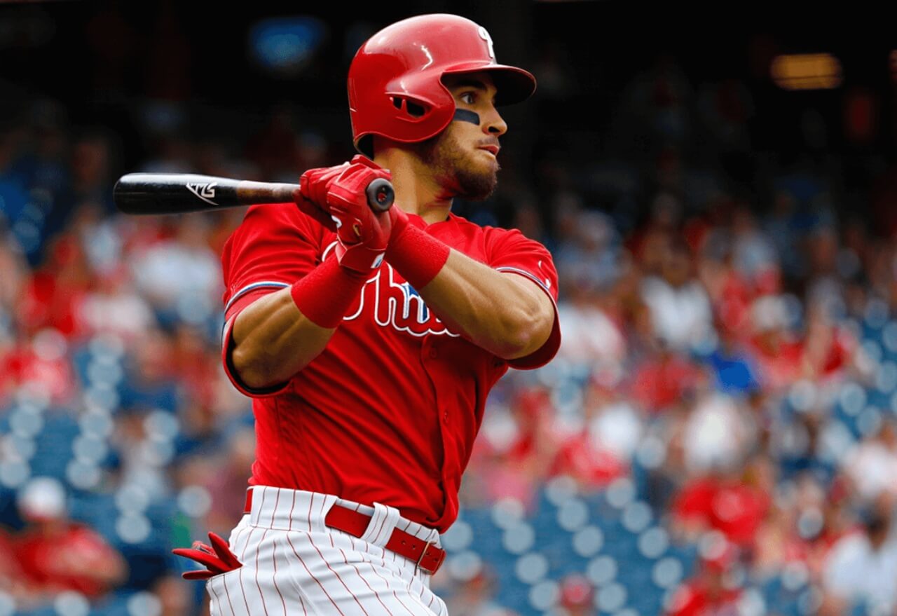 Kyle Schwarber and Edwin Díaz sign major MLB contracts during 2025 Winter Meetings.