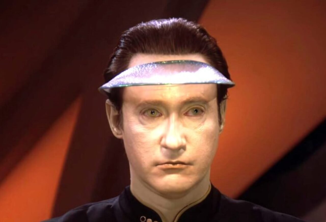 Jonathan Frakes directs Star Trek: TNG episode “Cause and Effect.”