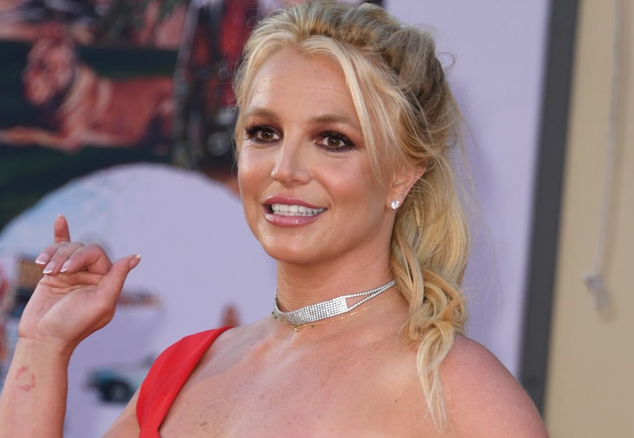 Britney Spears shares emotional Instagram post about family mistreatment.