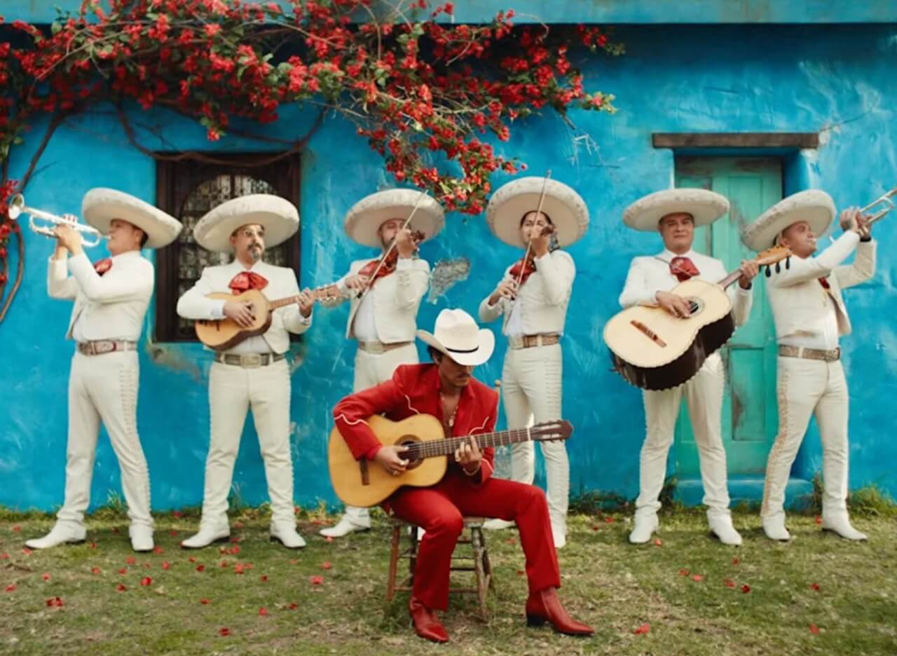 Bruno Mars performs bolero with mariachi in The Romantic video.
