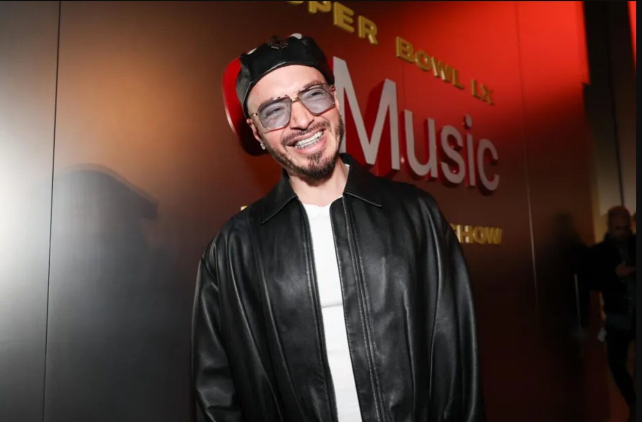 Fans enjoying live performances at La Onda Festival in Napa Valley