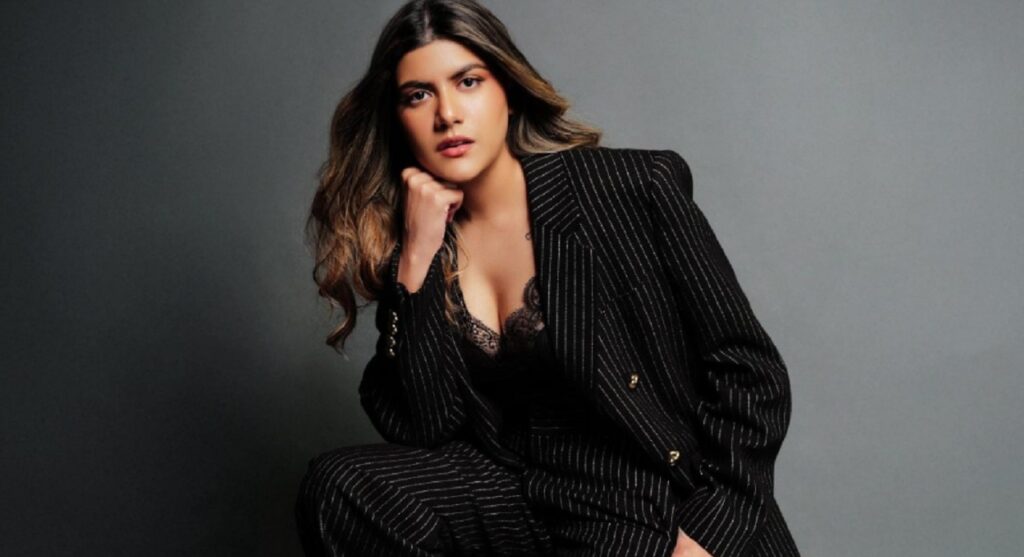 আরসিবির নতুন মালকিনের মন মজেছে শুভমান গিলে, সোশাল মিডিয়ায় নিজেই ইঙ্গিত দিলেন লাস্যময়ী—তোলপাড় নেটদুনিয়া আরসিবির নতুন মালকিনের মন মজেছে শুভমান গিলে, সোশাল মিডিয়ায় নিজেই ইঙ্গিত দিলেন লাস্যময়ী—তোলপাড় নেটদুনিয়া