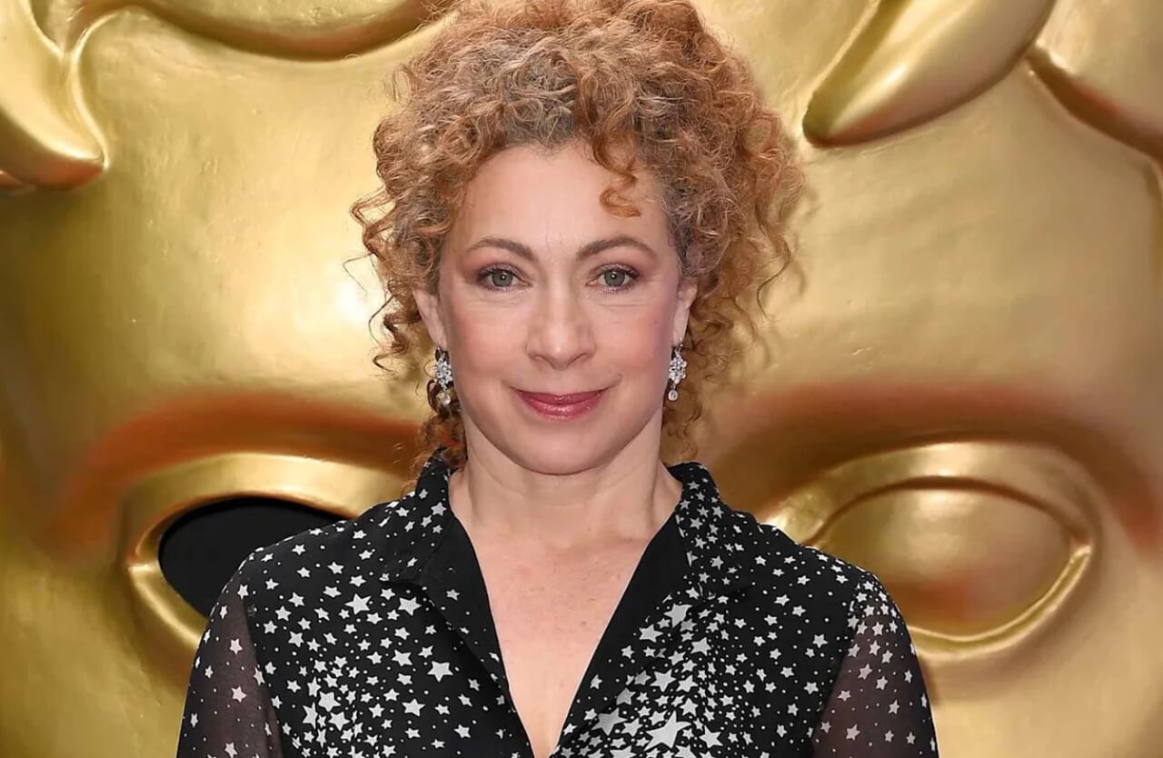 Alex Kingston poses for Prima magazine after sharing her uterine cancer diagnosis story.