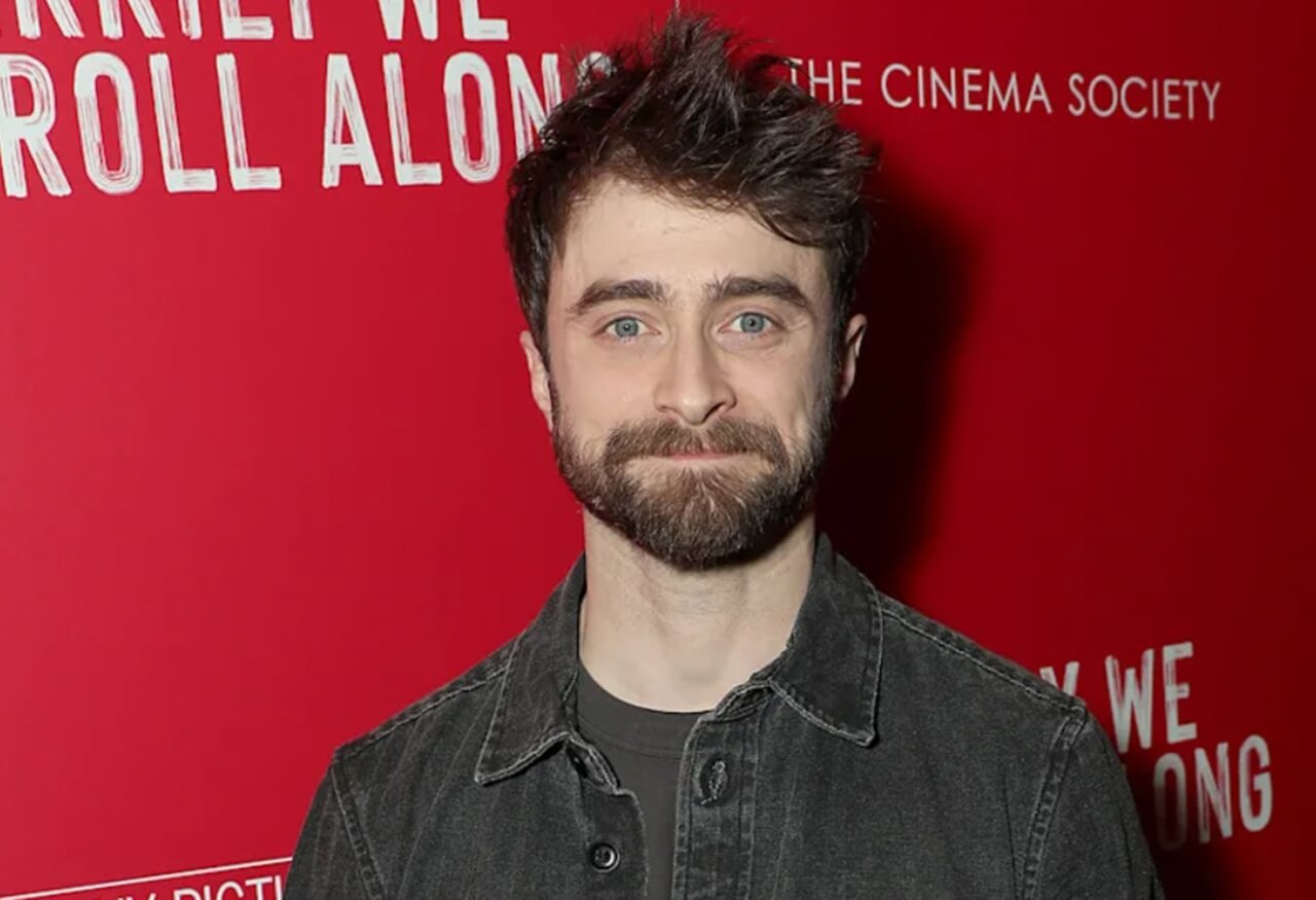 Daniel Radcliffe and Tom Felton reunite on Broadway, embracing backstage after supporting each other’s shows.