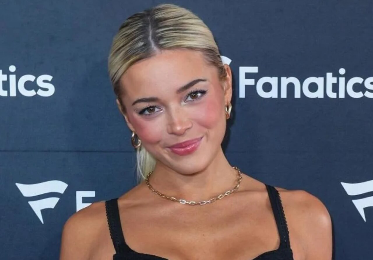 Livvy Dunne in chic black tank top ahead of LSU Alumni meet.