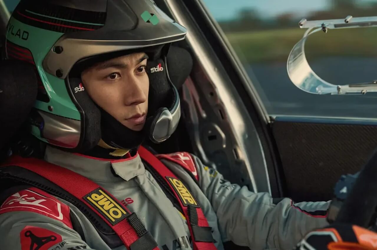 Pegasus 3 poster featuring racing action in China.