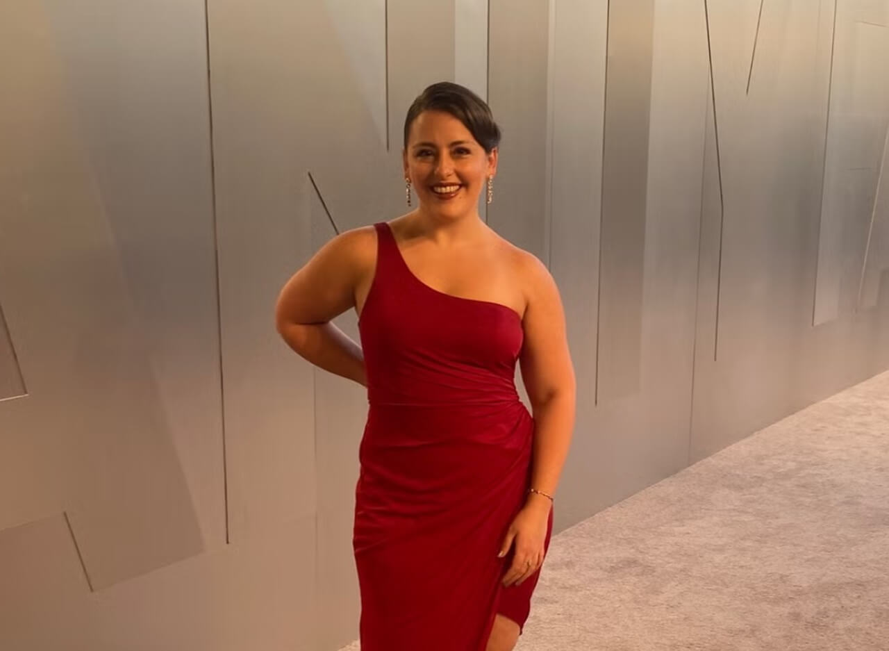 Nicole Kidman stuns in gold gown at Vanity Fair Oscar Party 2026.