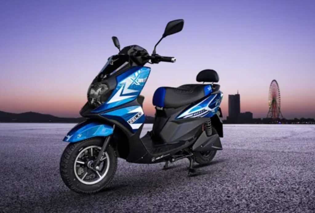 পেট্রোলের খরচে ব্রেক! এক চার্জে ৭০ কিমি— USB-সহ ঝড় তুলছে Zelio X Men Plus 2026